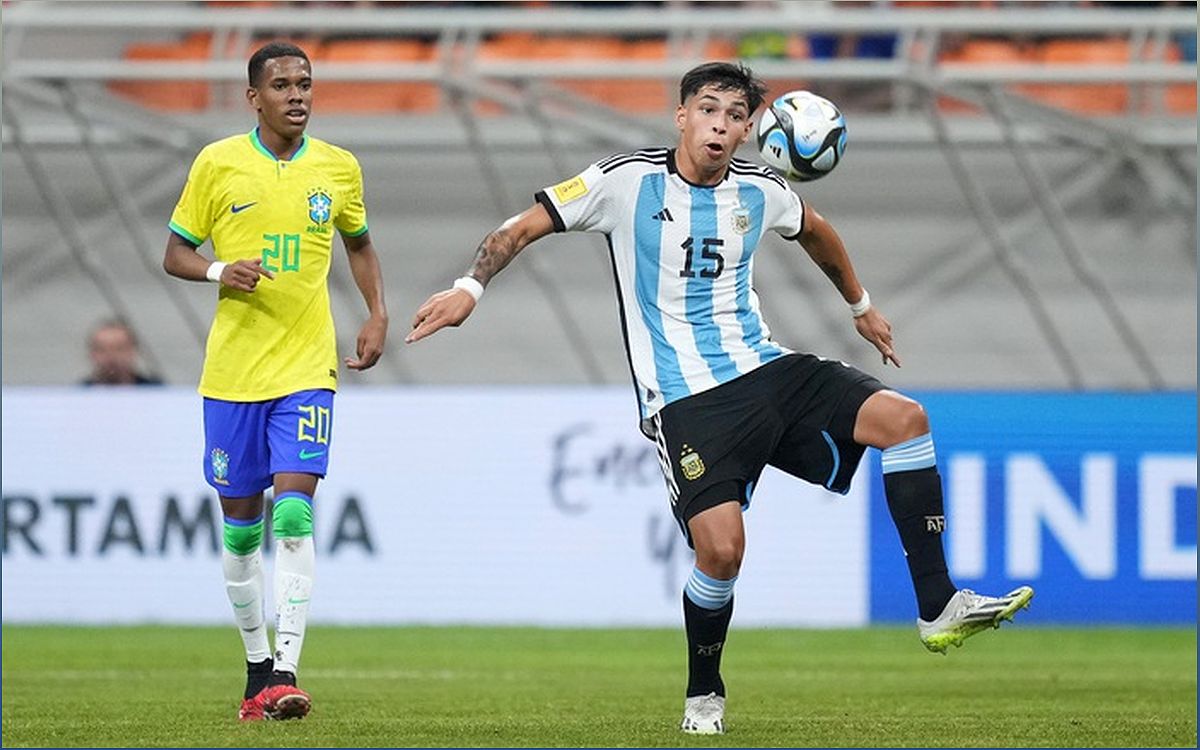Đội tuyển U.17 Brazil nhận thất bại đau đớn trước U.17 Argentina - -273904816