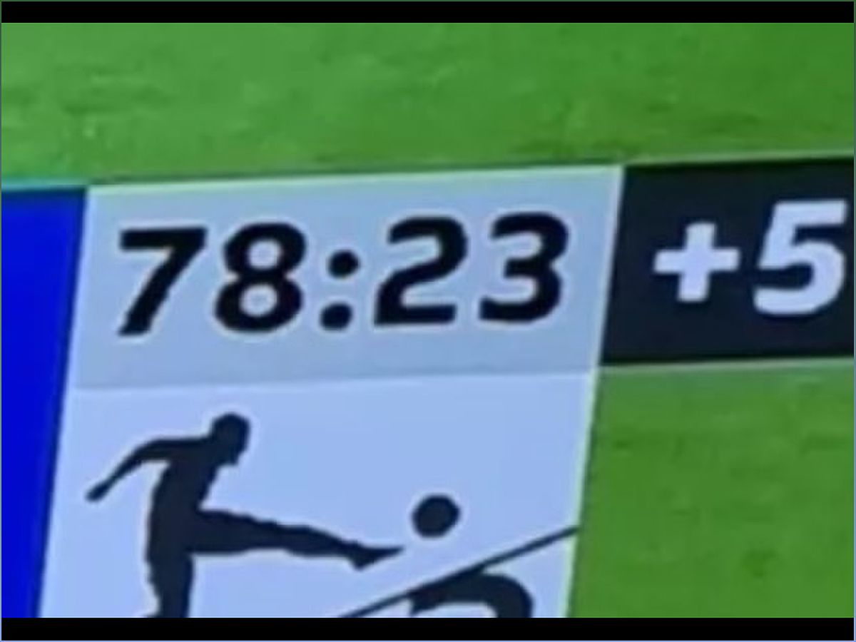 Hansa Rostock vs Schalke: Trận đấu kéo dài gần 3 tiếng và sự kỳ lạ của bảng thời gian - 1229700473