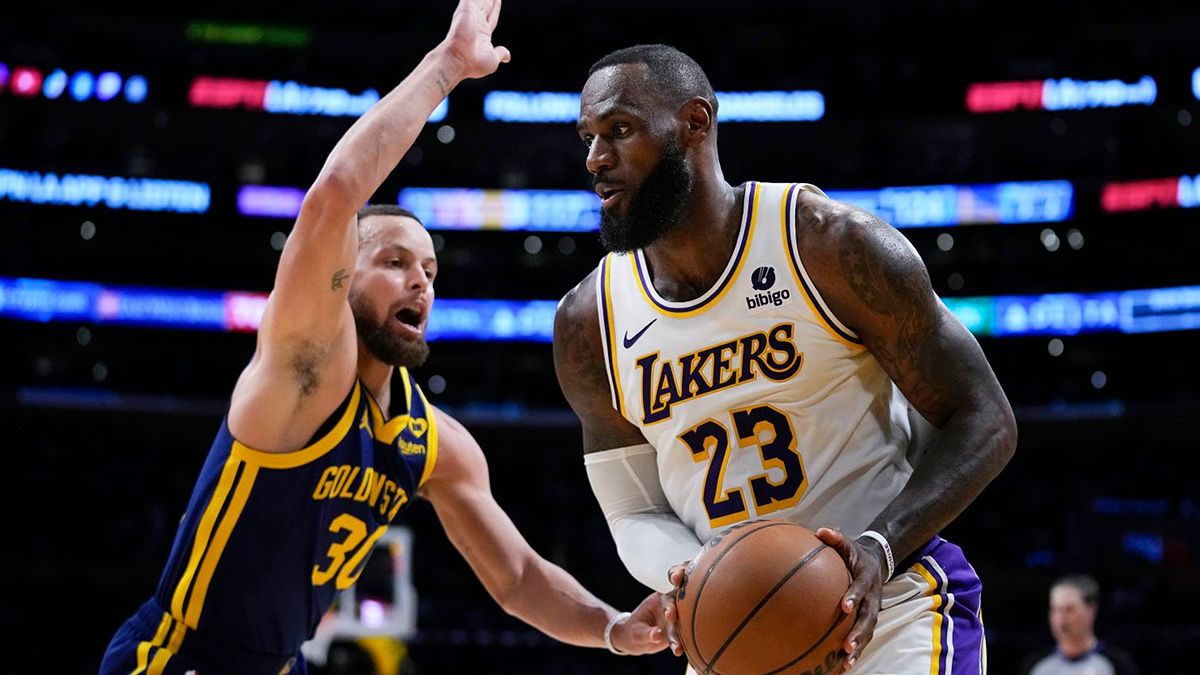 Trận đấu Warriors vs Lakers: Đồng hồ hỏng và tranh cãi về quyết định ghi điểm của LeBron James - 2141728724